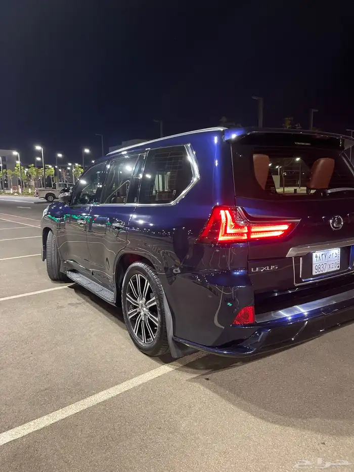 للبيع لكزس LX570s سعودي بودي بلد 3