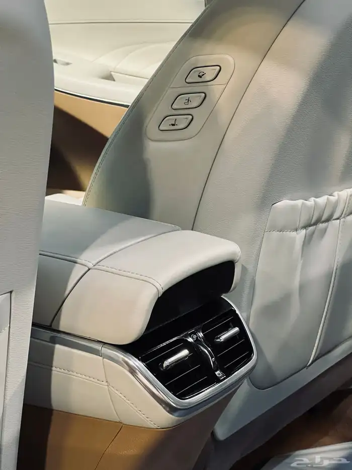 ازيرا جرانديور 2020 بطاقه جمركيه 12