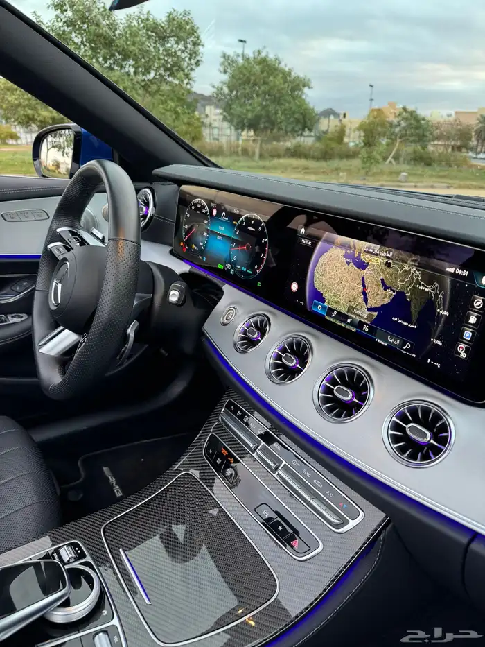 مرسيديس E ماشي 15 الف كيلو فقط 16