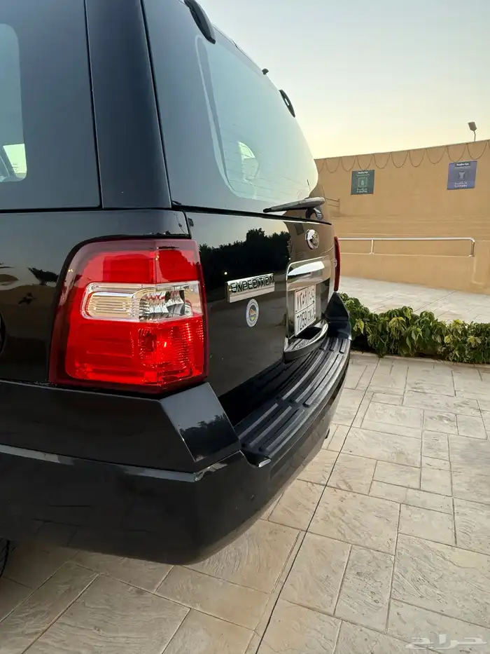 فورد اكسبديشن 2014 نظيف 6