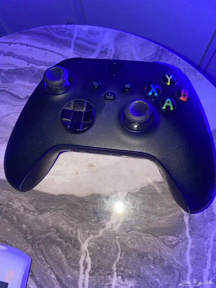 للبيع يد اكس بوكس 0