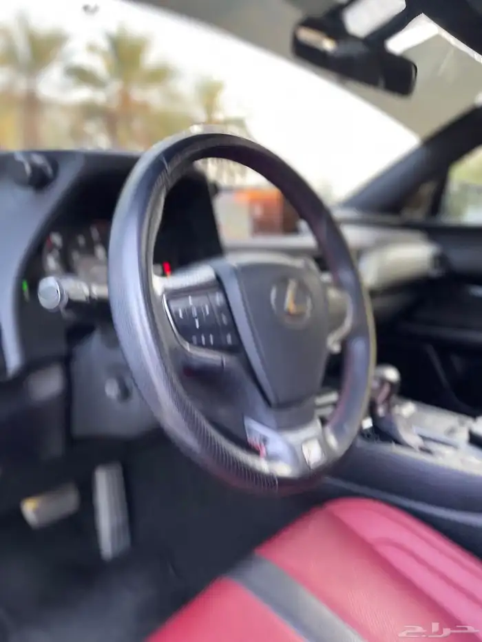 لكزس-UX200-2020(ممشى30الف)اف سبورت بحاله الوكاله 24