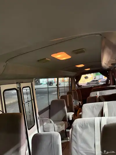 كوستر بنزين موديل 2010 مخزن 30 مقعد index