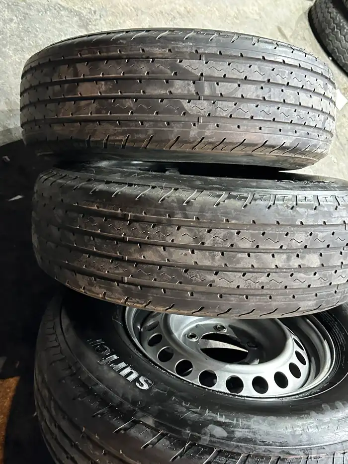 كفرات شاهين هامان مع جنوط هلل خمسه مسمار مقاس 17 جيب 2