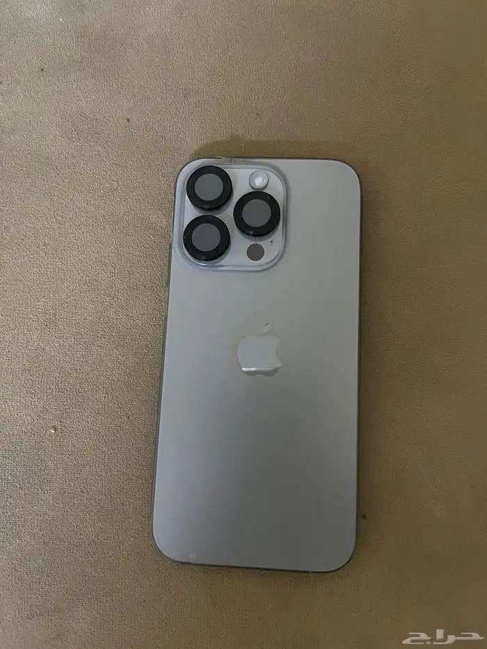 ايفون 15 برو 1
