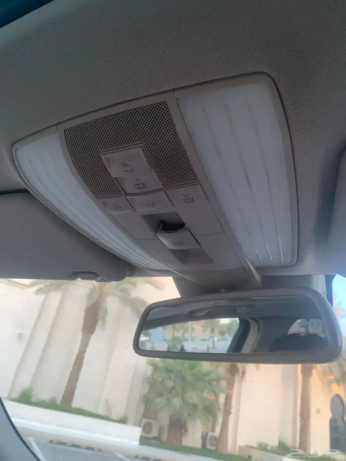 مرسيدس E300 36