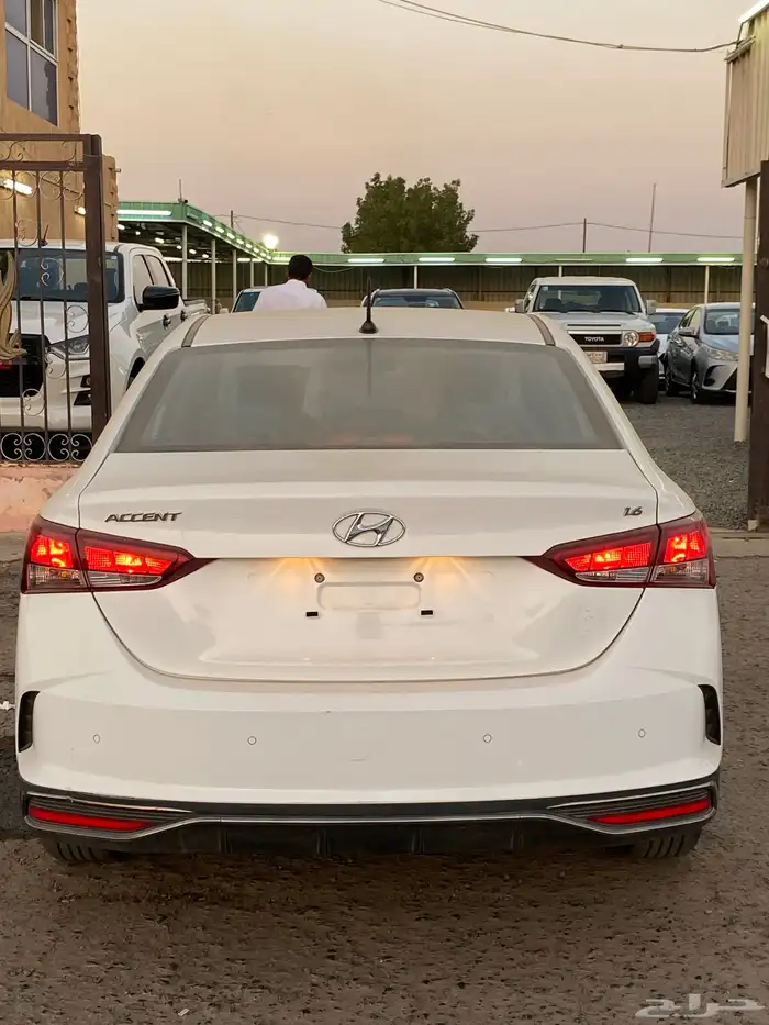 هيونداي اكسنت 2023 بحالة المصنع ( مخزنة ) محرك 1.6 9
