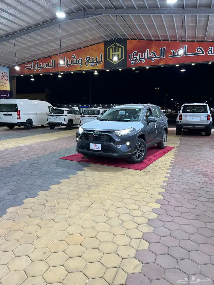 تويوتا   راف فور XLE بنزين فتحة 2024 جديد سعودي 112.000شامل 0