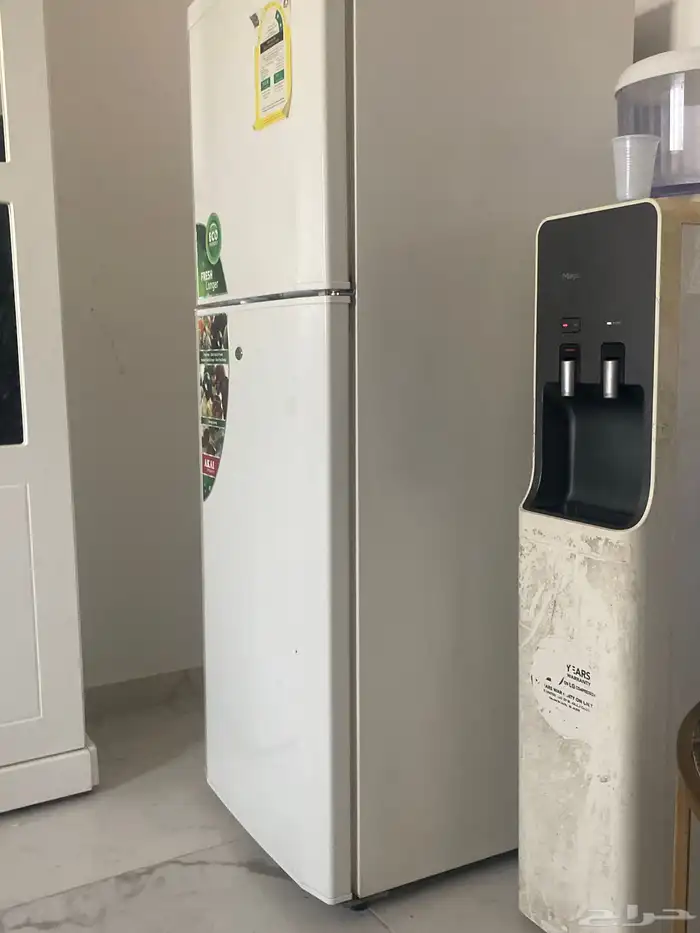 دولايب وثلاجة وبرادة للبيع ضاحية الملك فهد 2