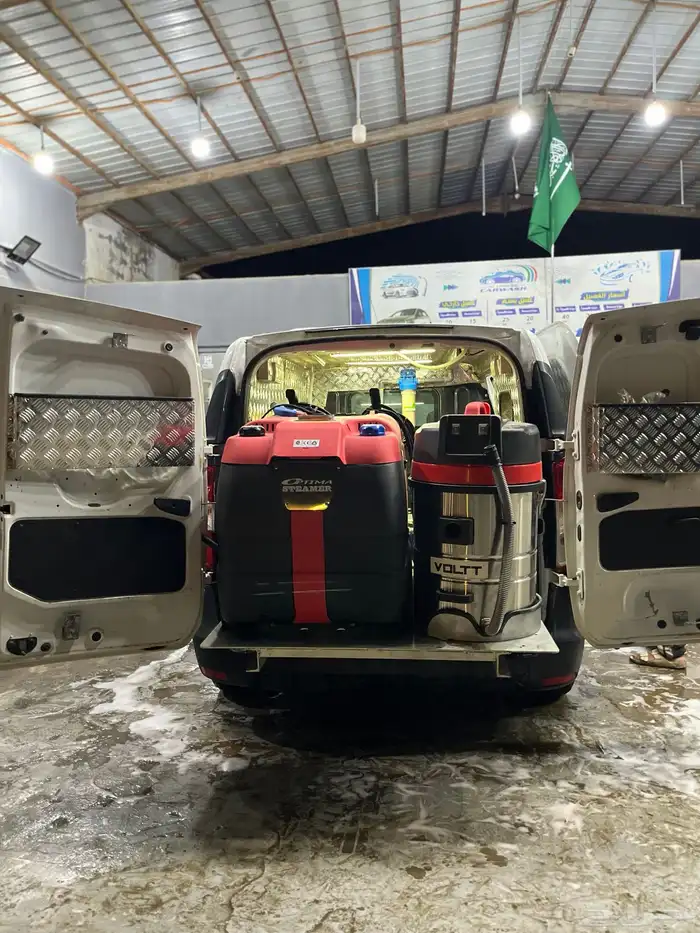 سيارة رينو دوكر 4