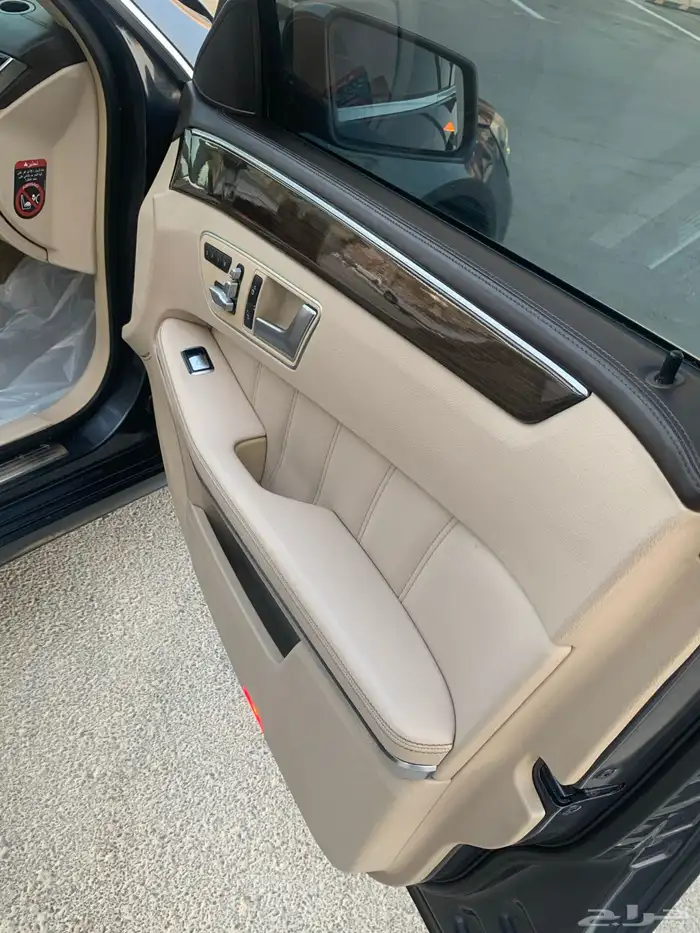 مرسيدس E300 30