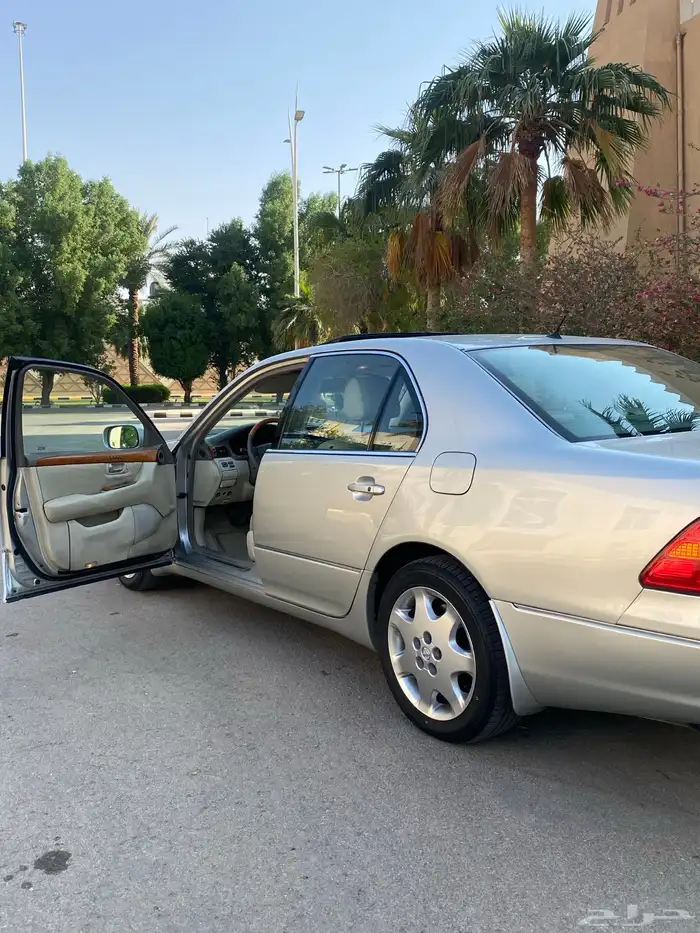 لكزز430 Ls2001 للبيع 4