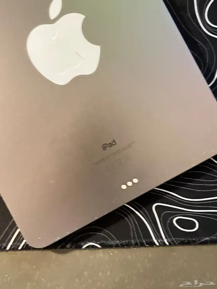 للبيع او بدل ايباد اير 4 نظيف 4