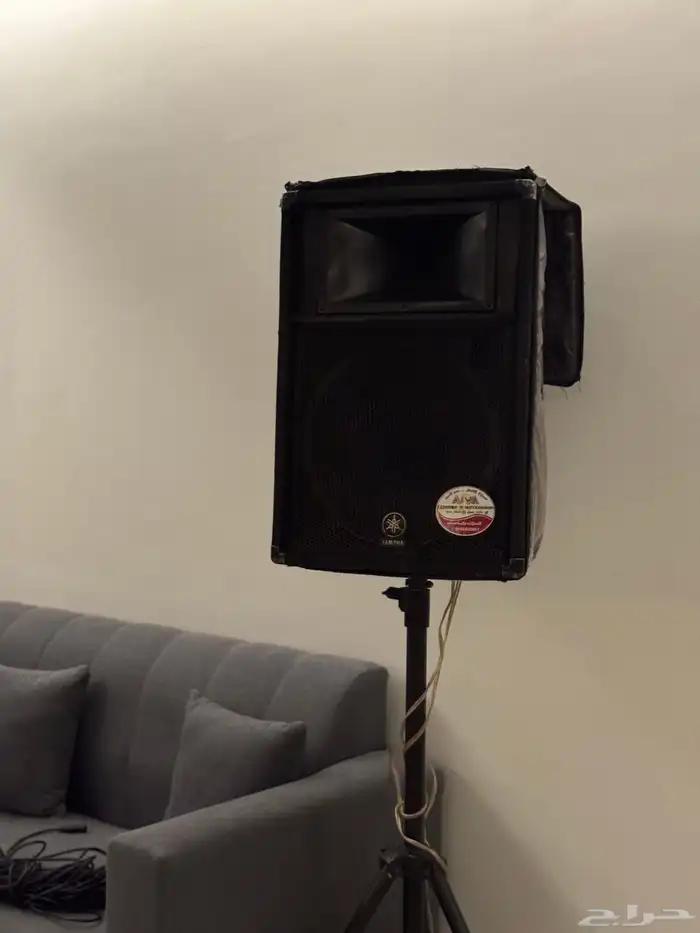 تاجير سماعات مع مكسر صوت مايك منبر سستم صوت 2