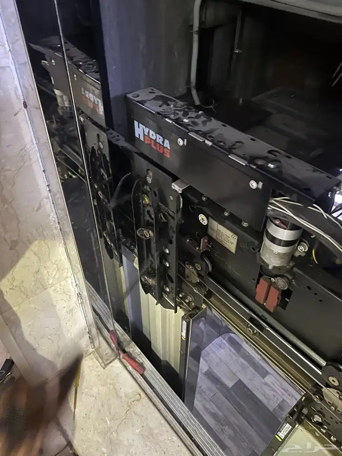 مصاعد صيانة وتركيب وتحديث 1