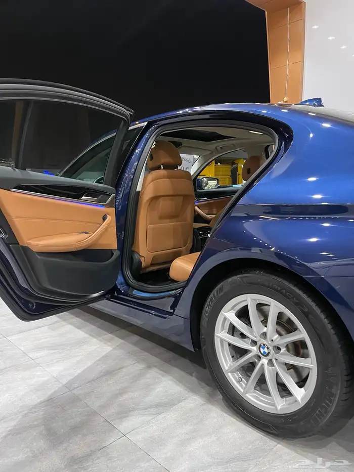 بى إم دبليو 520i سعودى 2019 6