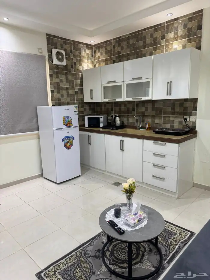 خلف الراشد مول شقق مفروشة بكامل الخدمات للايجار اليومي 16