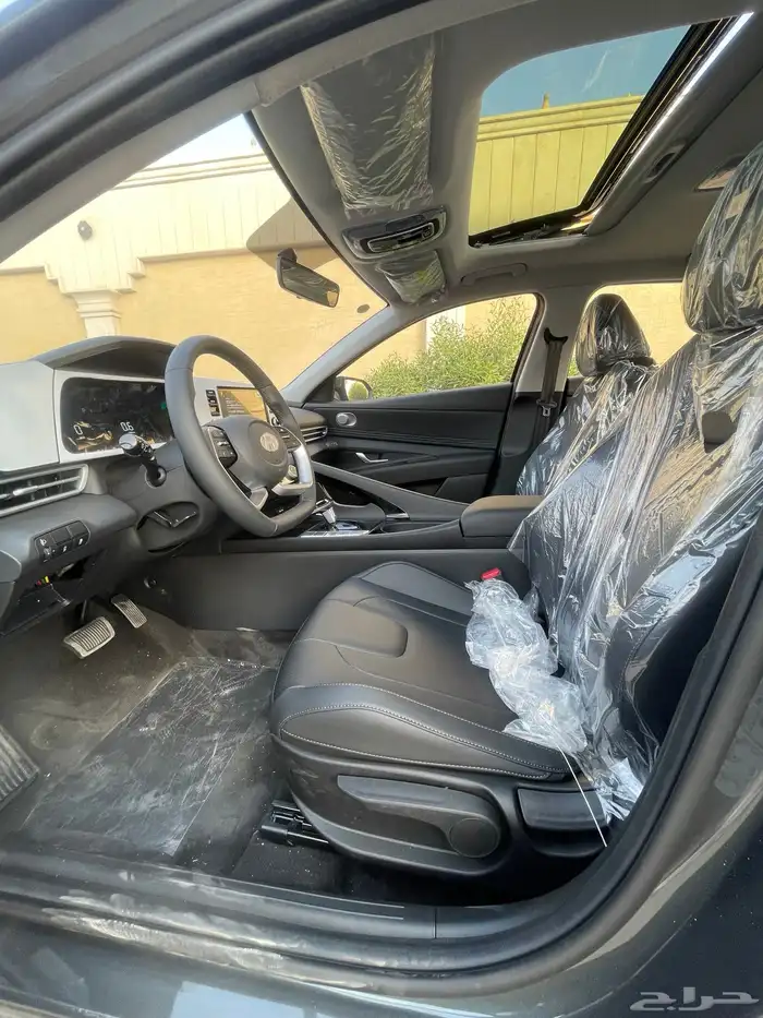 هونداي- إلنترا-2025-كمفورت- بطاقة جمركية- أصفار- بنزين 9