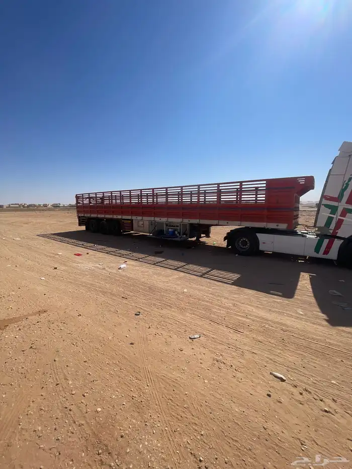 تريله متواجدة في عرعر 16متر 3