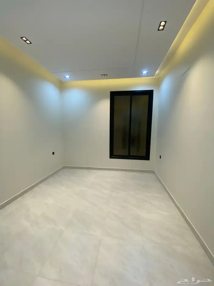 للبيع روف علوي مع ملحق تشطيب فاخرمساحة كبيرةحي الجوهر670الف 17