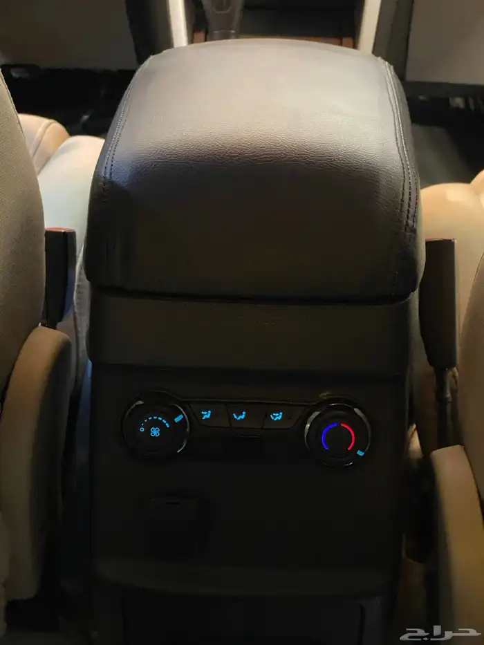 فورد اكسبلور 2015 بحاله نظيفه جدا جدا 13