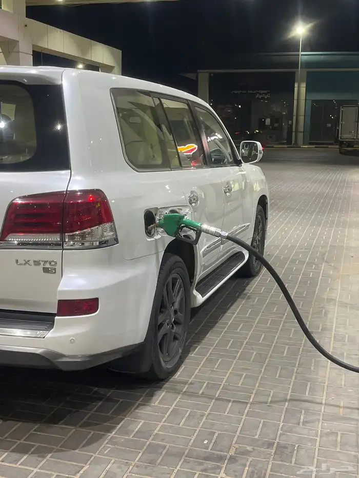 جيب لكزز 2015 2