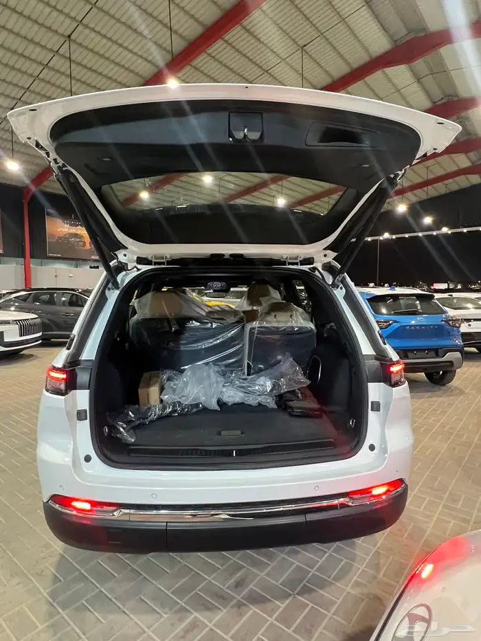 جيب جراند شروكي ليمتد 2023 6