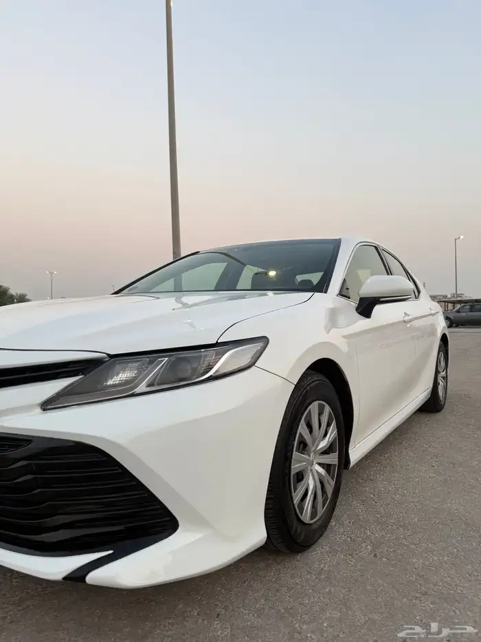 تويوتا كامري 2020 سعودي قمه بنصافه 20