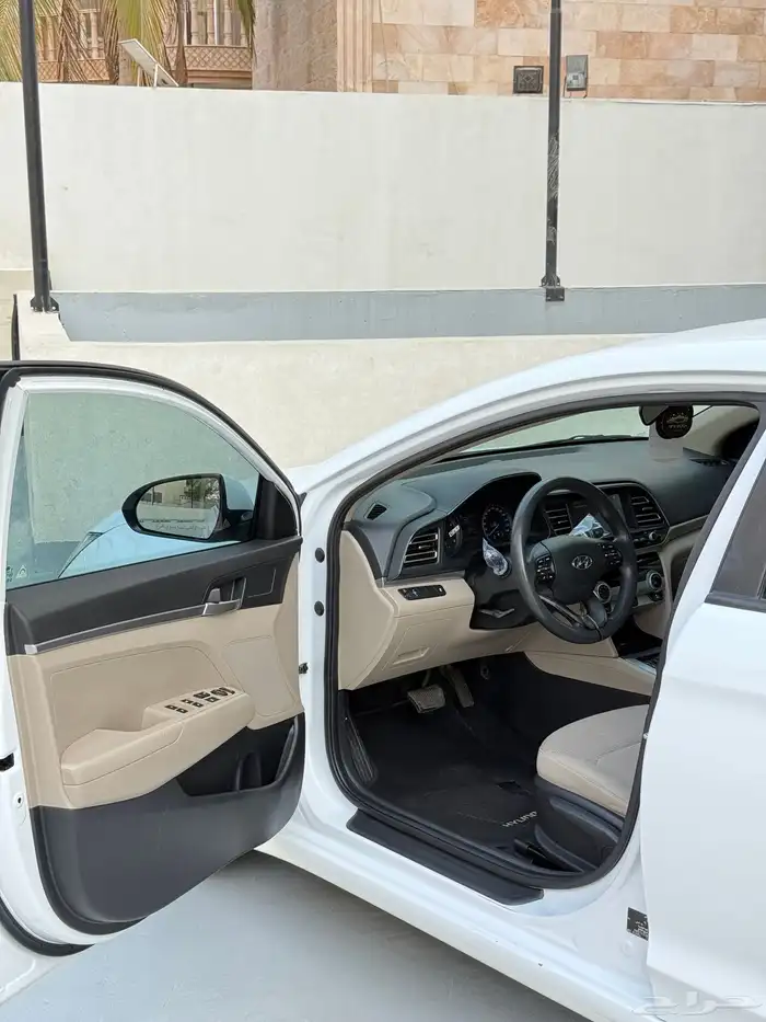 للبيع هيونداي النترا 2019 سمارت بلد وارد الوعلان 9