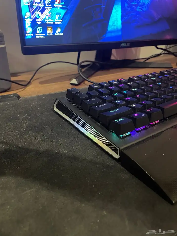 شاشة   ماوس كيبورد   مايك 4