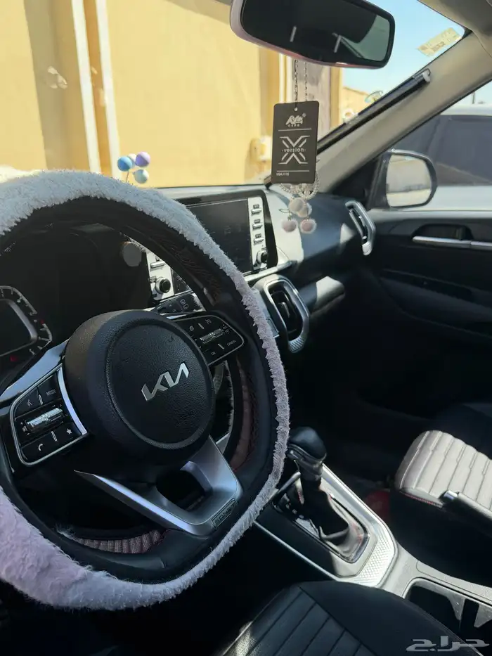 كيا سوينت 2022 ماشيه 42 الف بس 4