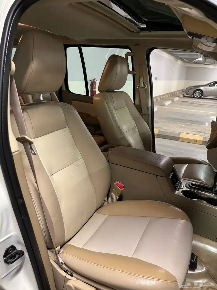 للبيع اكسبلورر 2010 فل كامل 35