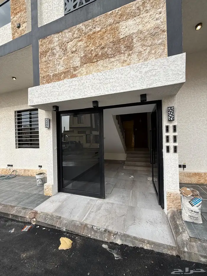 للبيع شقق علويه بمصعد جاهز وسطح خاص ف ابها البديع 2