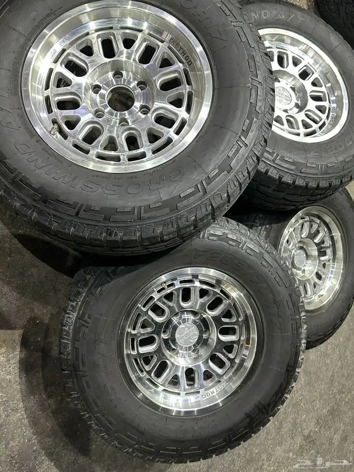 جنوط ميثود نيكل 6 مسمار مع كفرات ربع حجري تيلندي مقاس 17 17