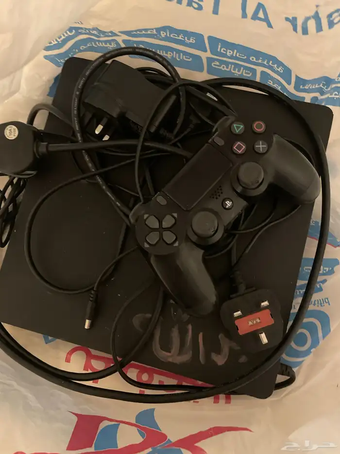 سوني 4 المس لمده سنه فقط 0