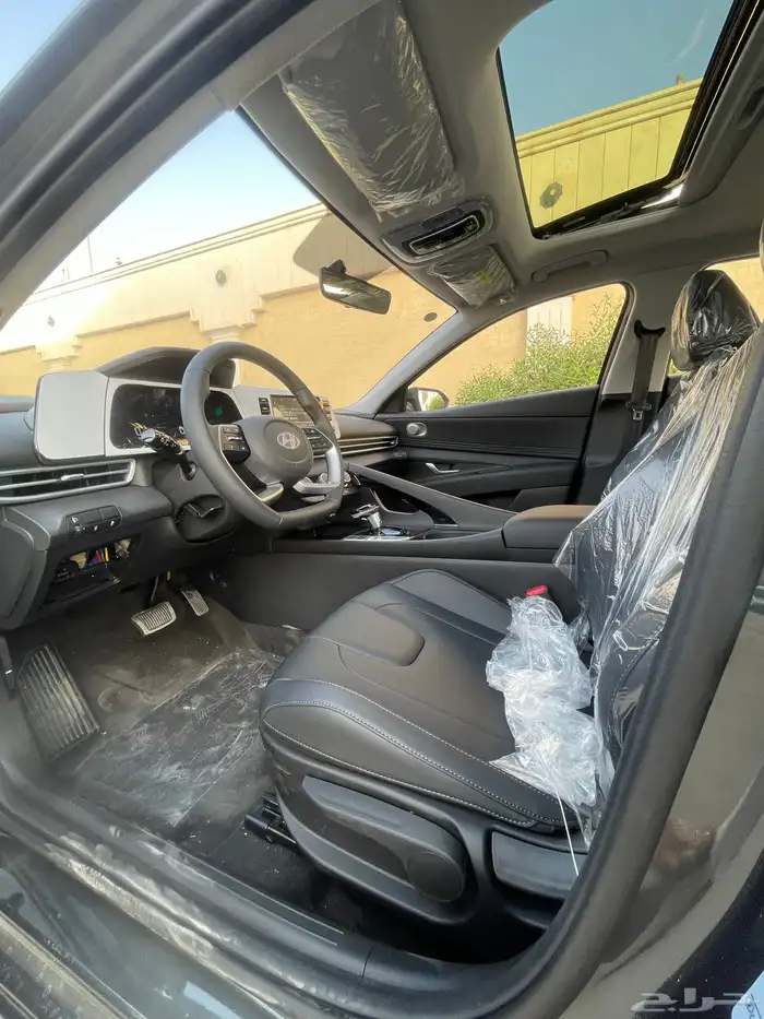 هونداي- إلنترا-2025-كمفورت- بطاقة جمركية- أصفار- بنزين 13