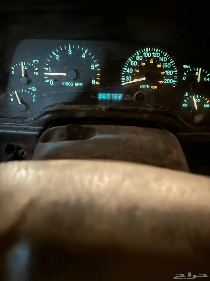 جيب شيروكي باب واحد 2001 7