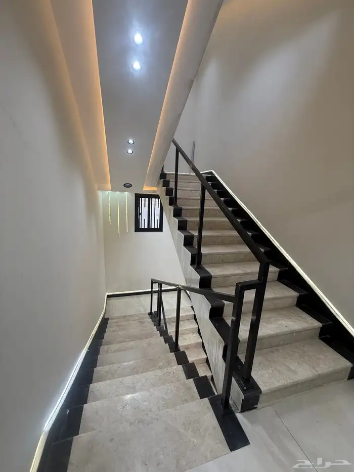 للبيع شقق علويه بمصعد وسطح دره الموسي خميس مشيط 550الف 5