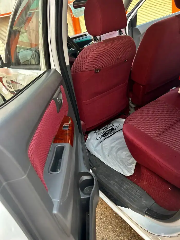 هايلوكس 2015 نضيفه ممشى قليل 7