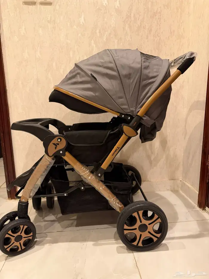 عربية اطفال من ماركة تيكنوم استخدام قليل 5