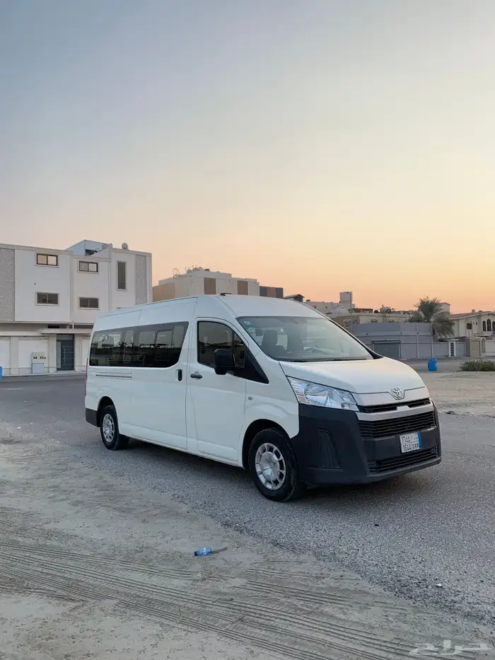 تويوتا هايس 13 راكب 2