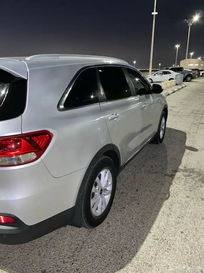 كيا سورنتو 2016 0