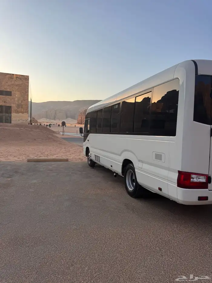 كوستر للايجار 2