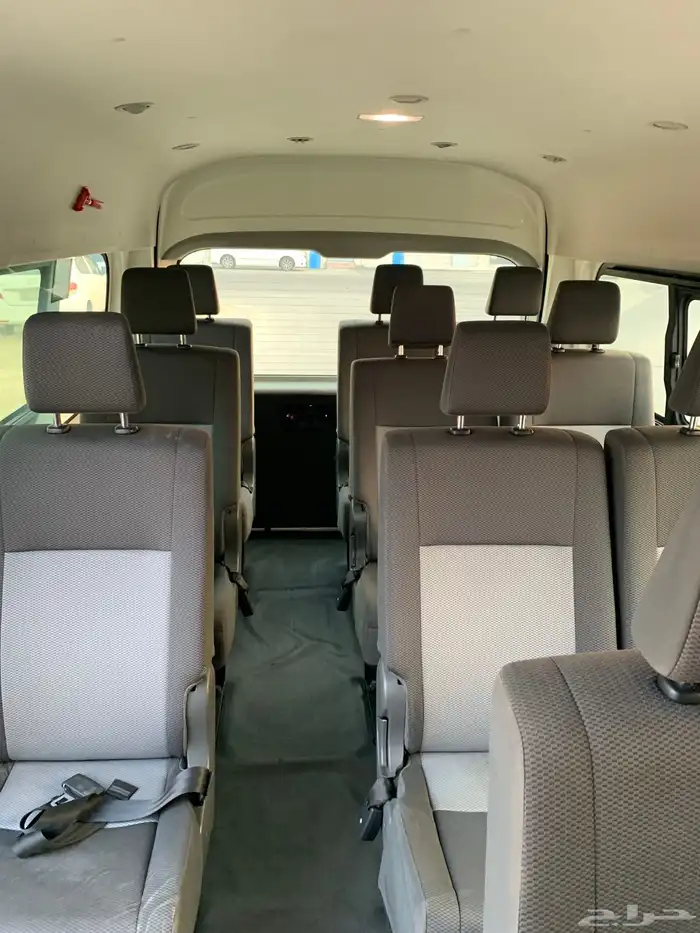 تويوتا هايس 13 راكب 11