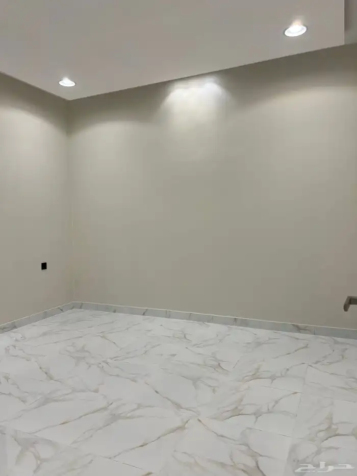 فيلا على شارعين جنوبية شرقية ( للبيع ) 7