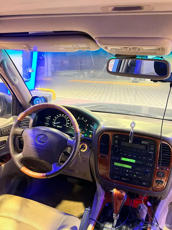 جيب لكزس LX470 9