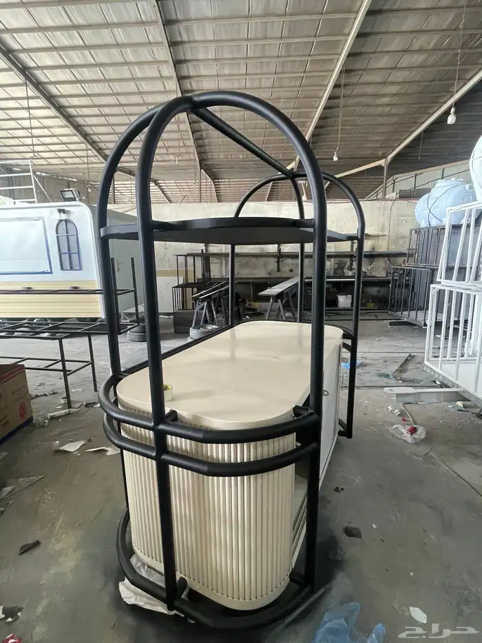 طاولات كورنن بوث استيشن كوشك ستاند جميعها على الطلب 13