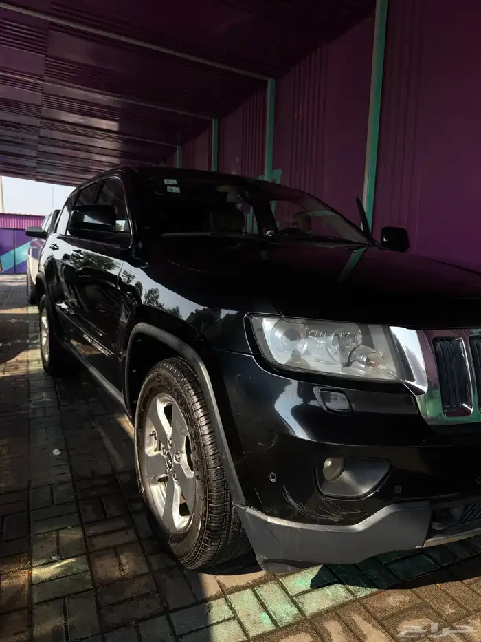 JEEP Cherokee full option 4