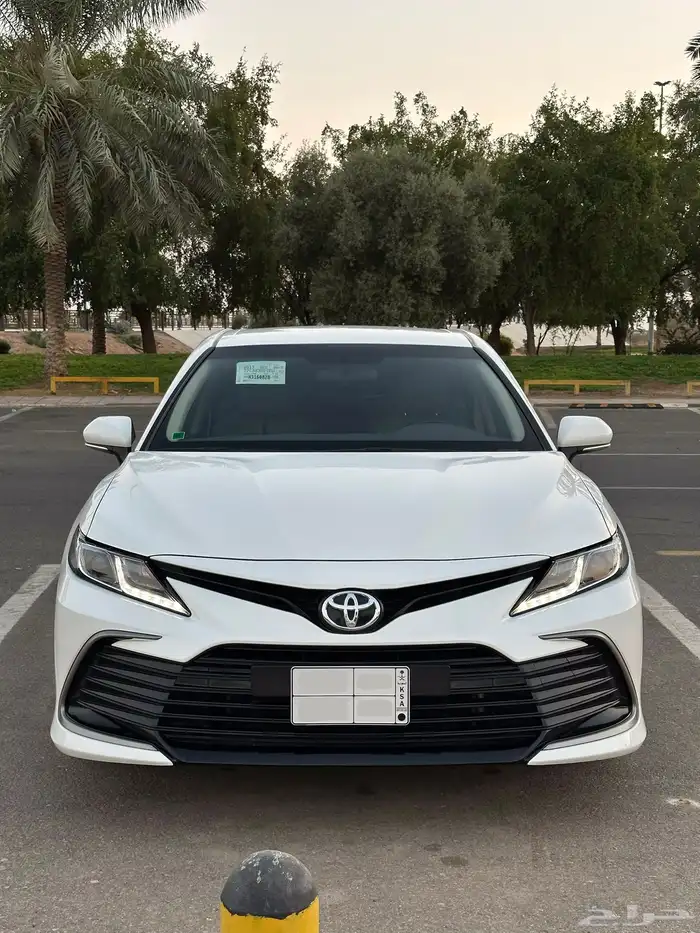 كامري 2022 ممشى 6500 فقط 7