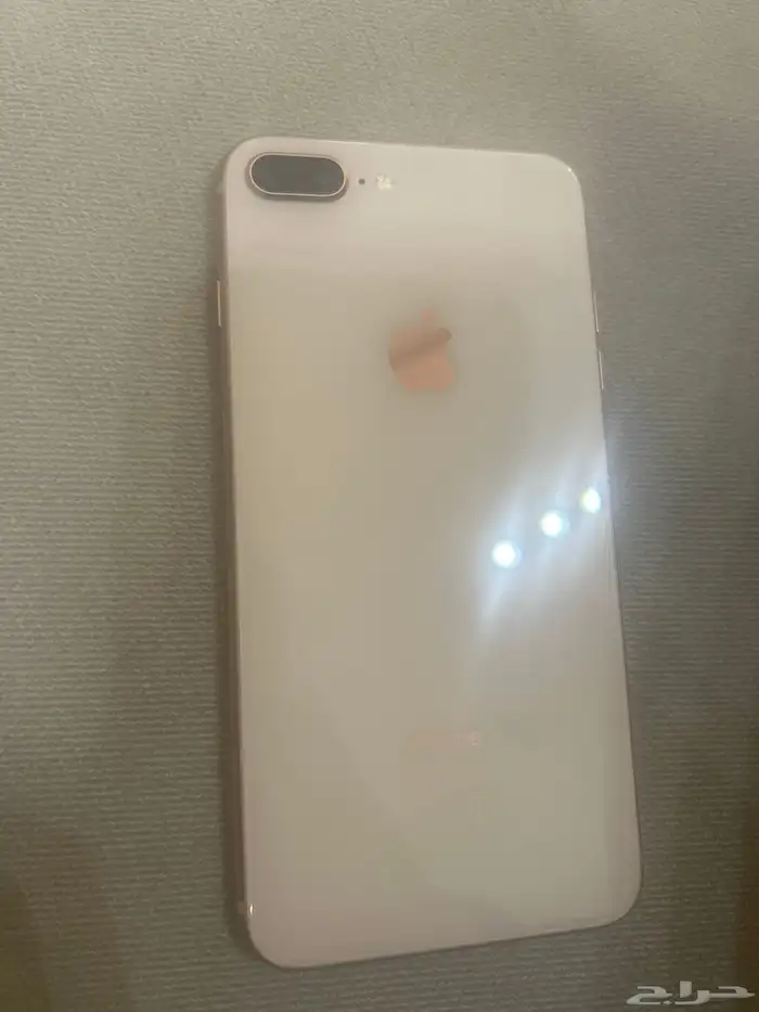 جوال ايفون 8 بلس 1